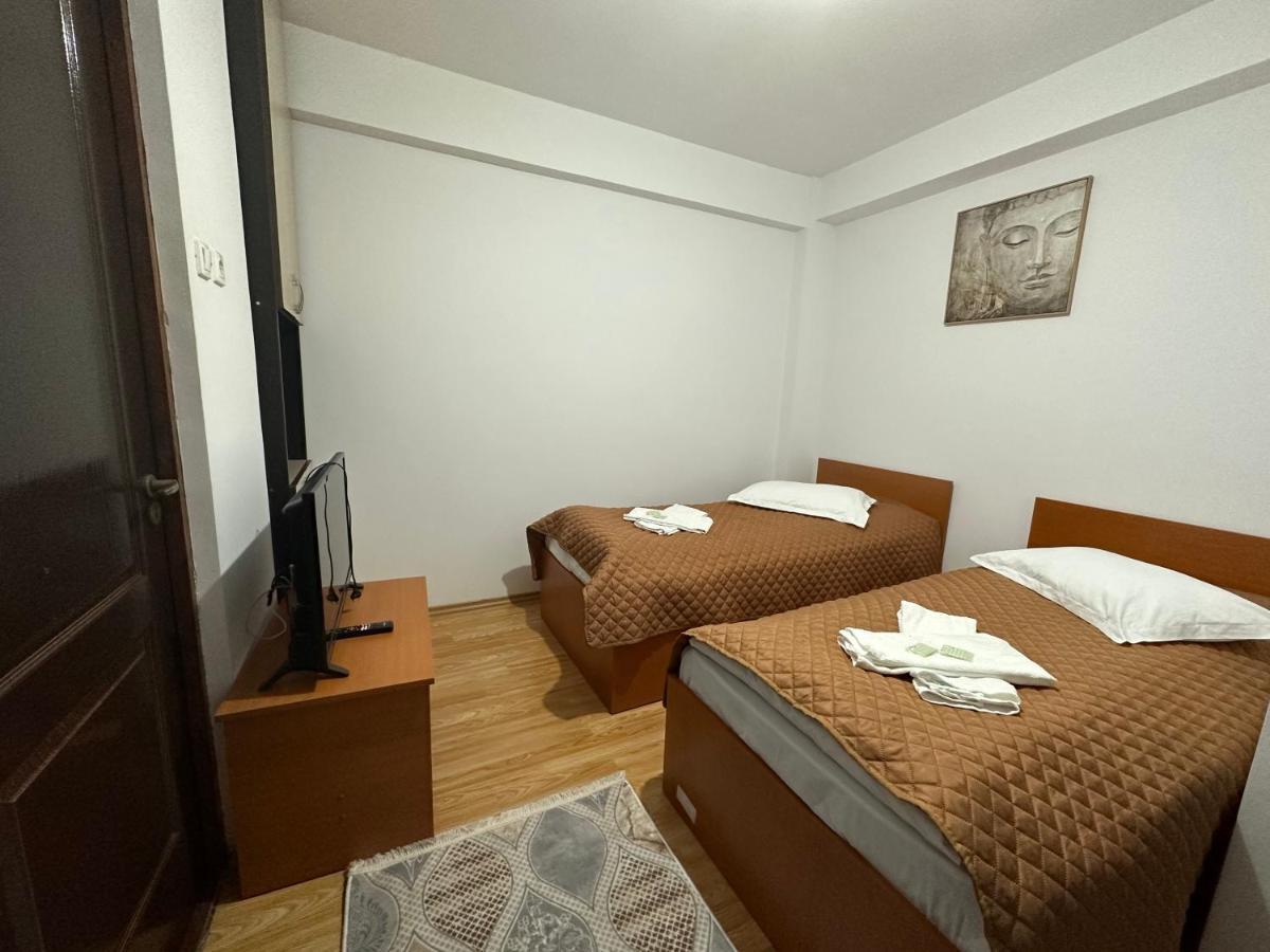 Casa Rustic Cazare Piteşti Kültér fotó