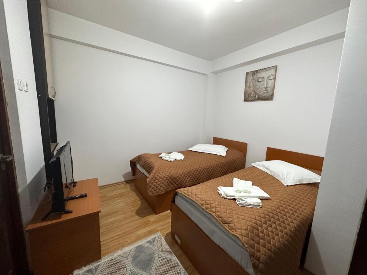 Casa Rustic Cazare Piteşti Kültér fotó