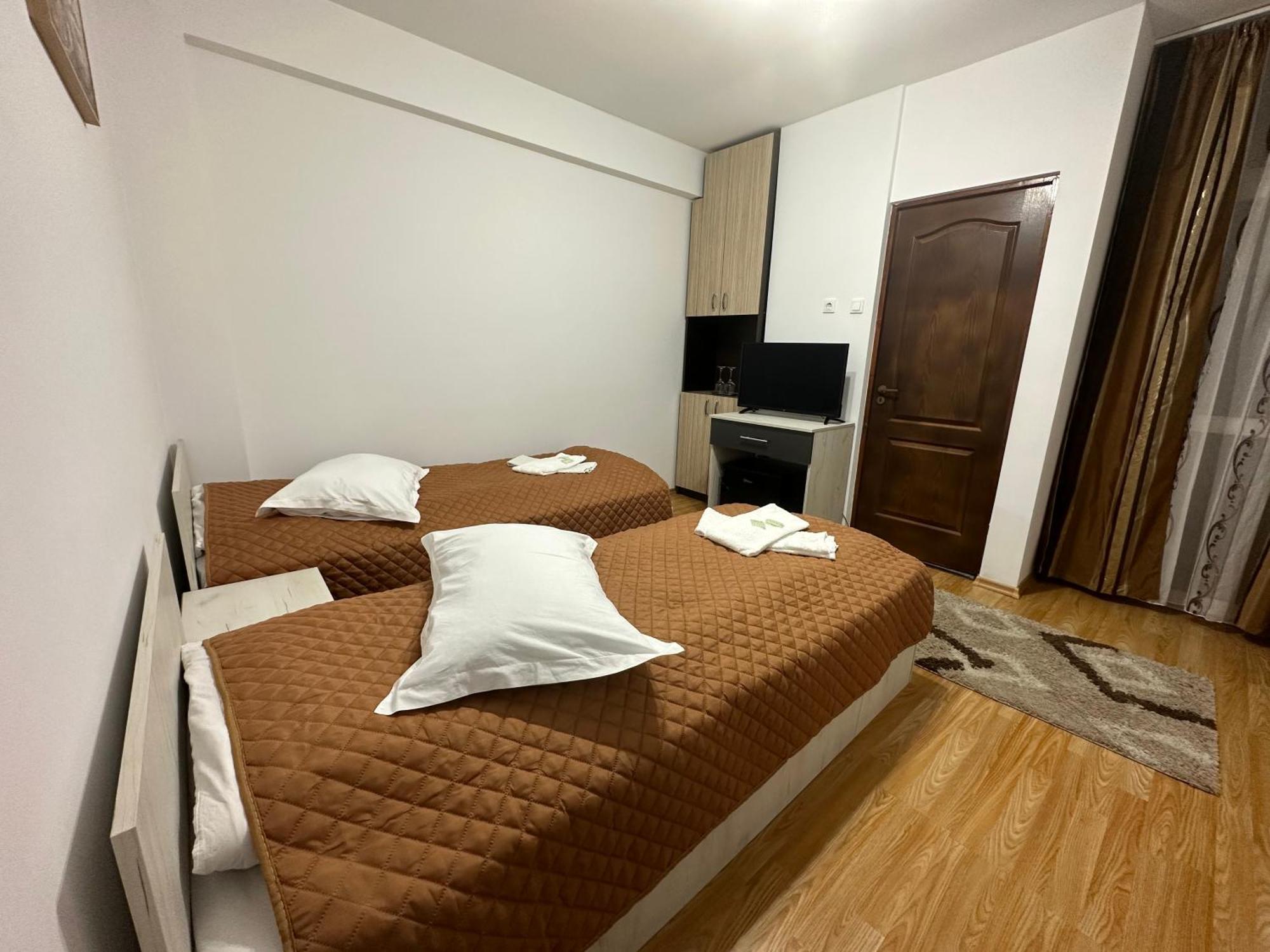 Casa Rustic Cazare Piteşti Kültér fotó