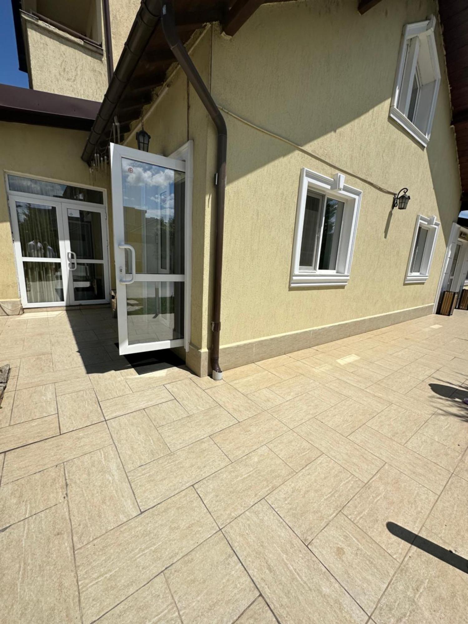 Casa Rustic Cazare Piteşti Kültér fotó